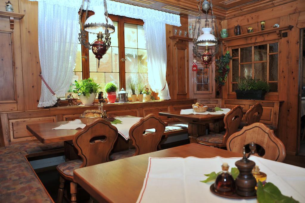 Loewen Hotel & Restaurant 벤들링엔 암 넥카 외부 사진