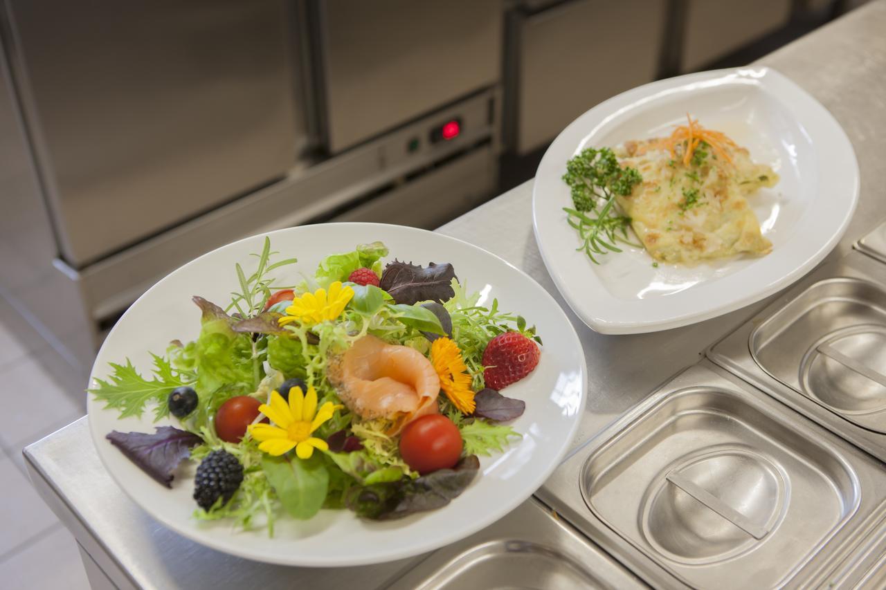 Loewen Hotel & Restaurant 벤들링엔 암 넥카 외부 사진